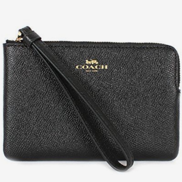 Coach Handbags - 📣Black ✨Coach zip wristlet